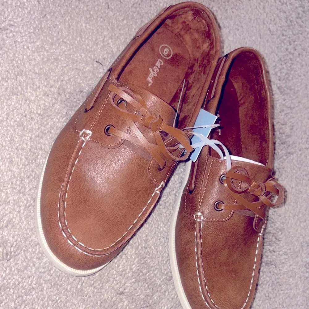 New Cat & Jack brown Boat Shoes for young Men nantucket style